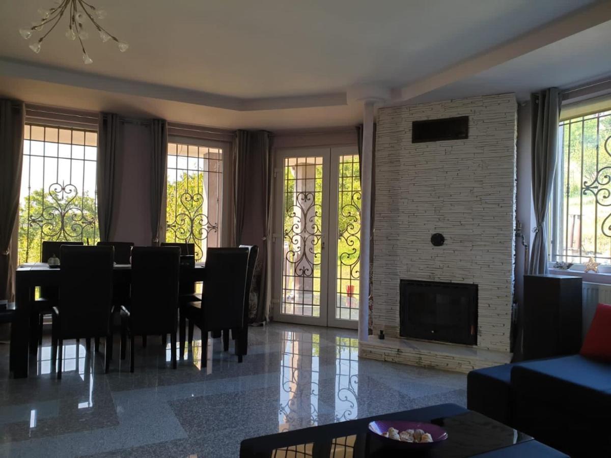 Apartamento Lidia House Alba Iulia Exterior foto